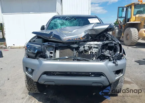 2015 Toyota Tacoma Base V6 из США, поврежденный, VIN 3TMLU4EN4FM183728